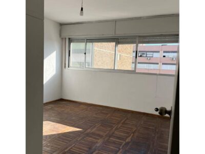 Apartamento en Montevideo: Edificio 19 de Abril